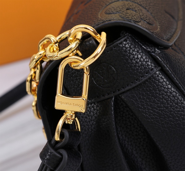 ルイヴィトンバッグ細部ディテール